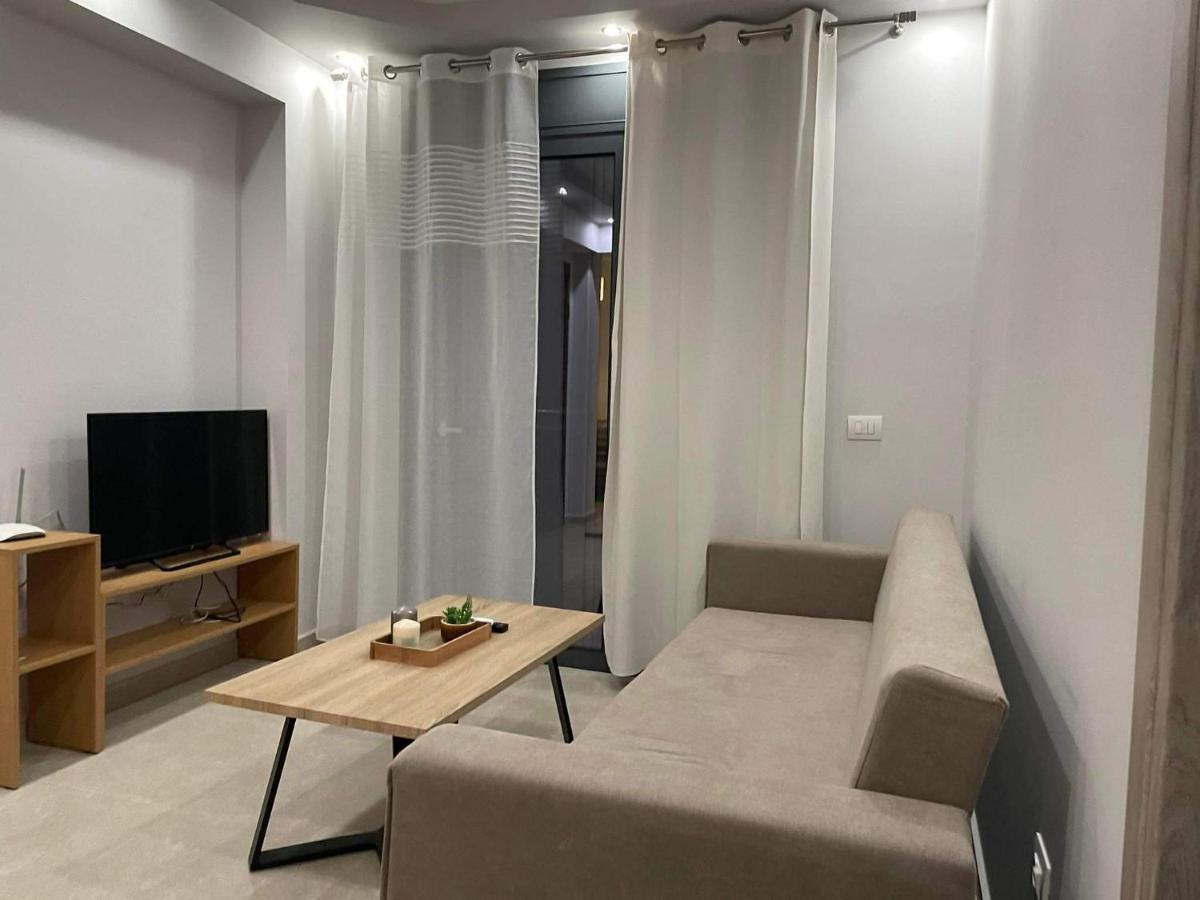 Iris Villas Complex Frinion Bagian luar foto
