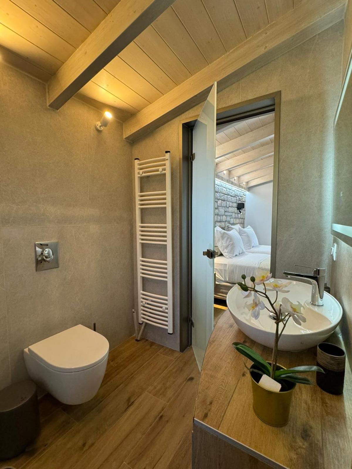 Iris Villas Complex Frinion Bagian luar foto